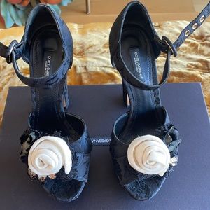 Dolce&Gabbana sandals, size 6.5, black.